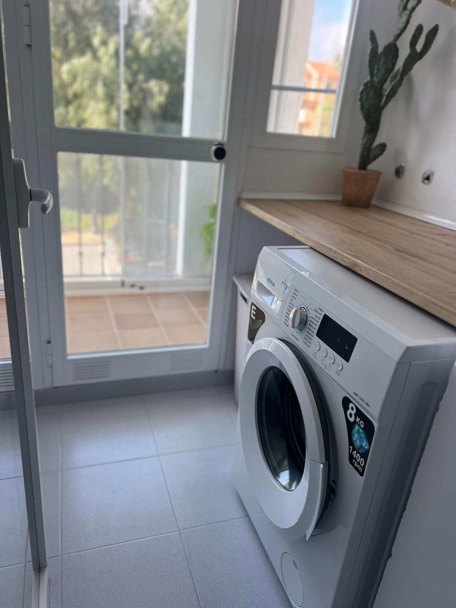 Puerto De La Duquesa Apartment Манилва Екстериор снимка